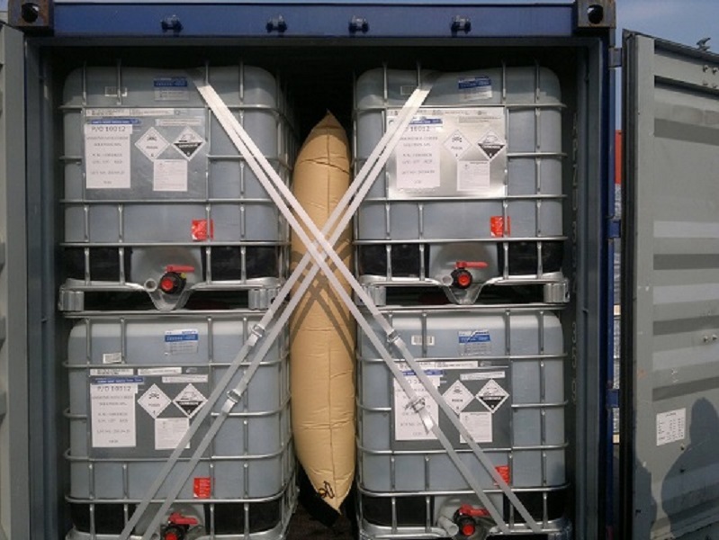 Dây đai composite và Dây đai thép