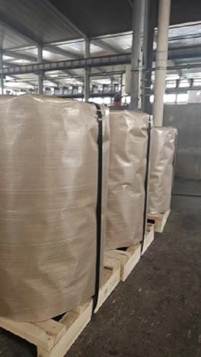 Cuộn giây đai thép dầu 19mm chuẩn bị giao cho đại lý