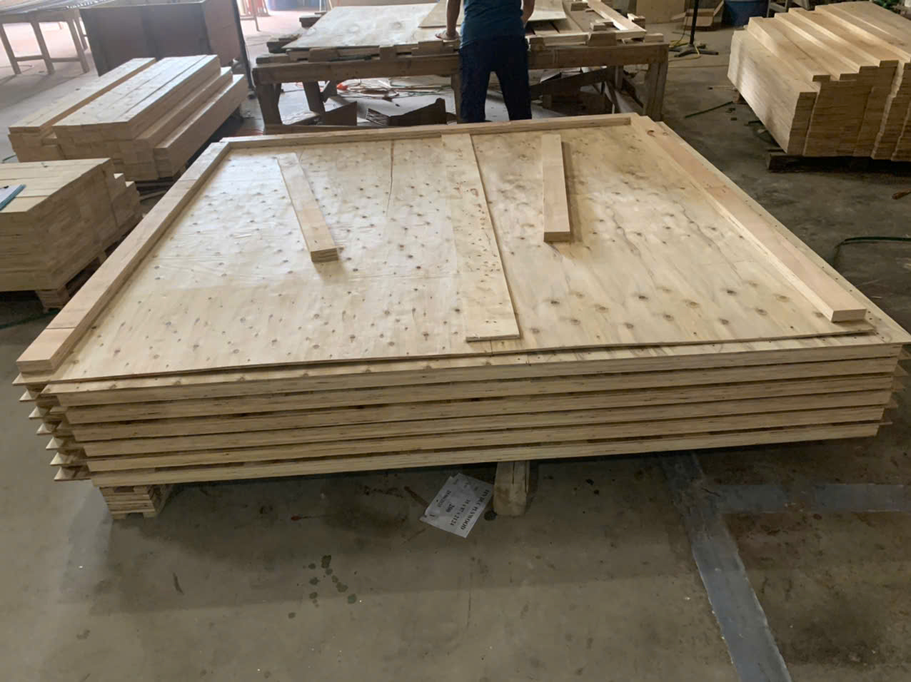 wooden crates factory